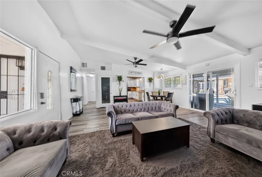 7959 Bothwell Road Reseda, CA 91335
