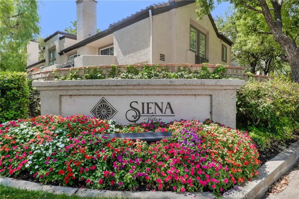 24107 Del Monte Valencia, CA 91355