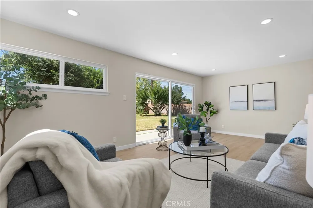 512 E Lingard Lancaster, CA 93535
