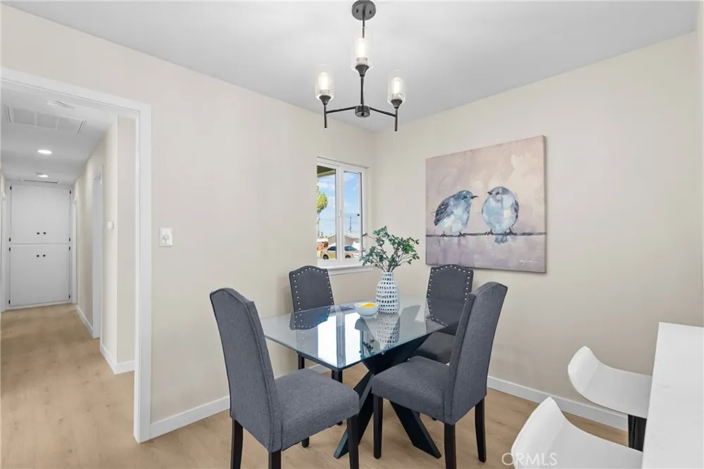 512 E Lingard Lancaster, CA 93535