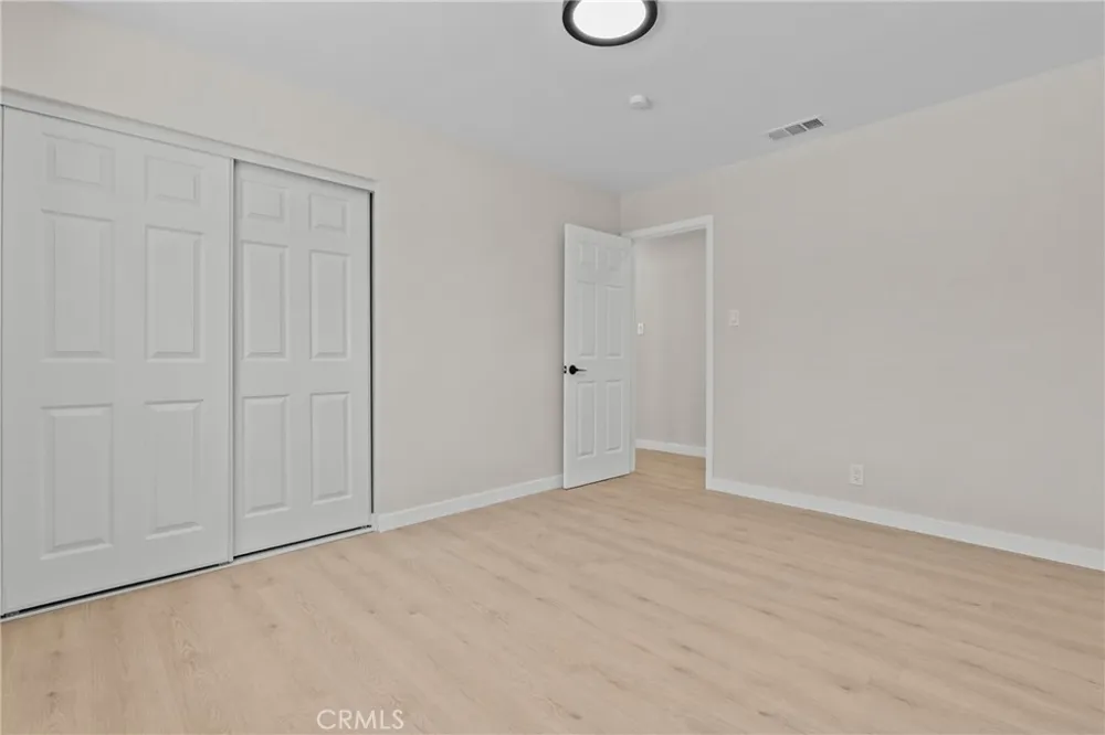 512 E Lingard Lancaster, CA 93535