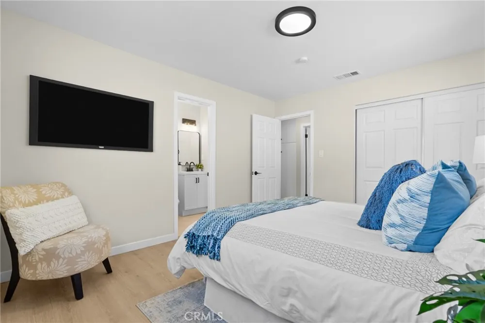 512 E Lingard Lancaster, CA 93535