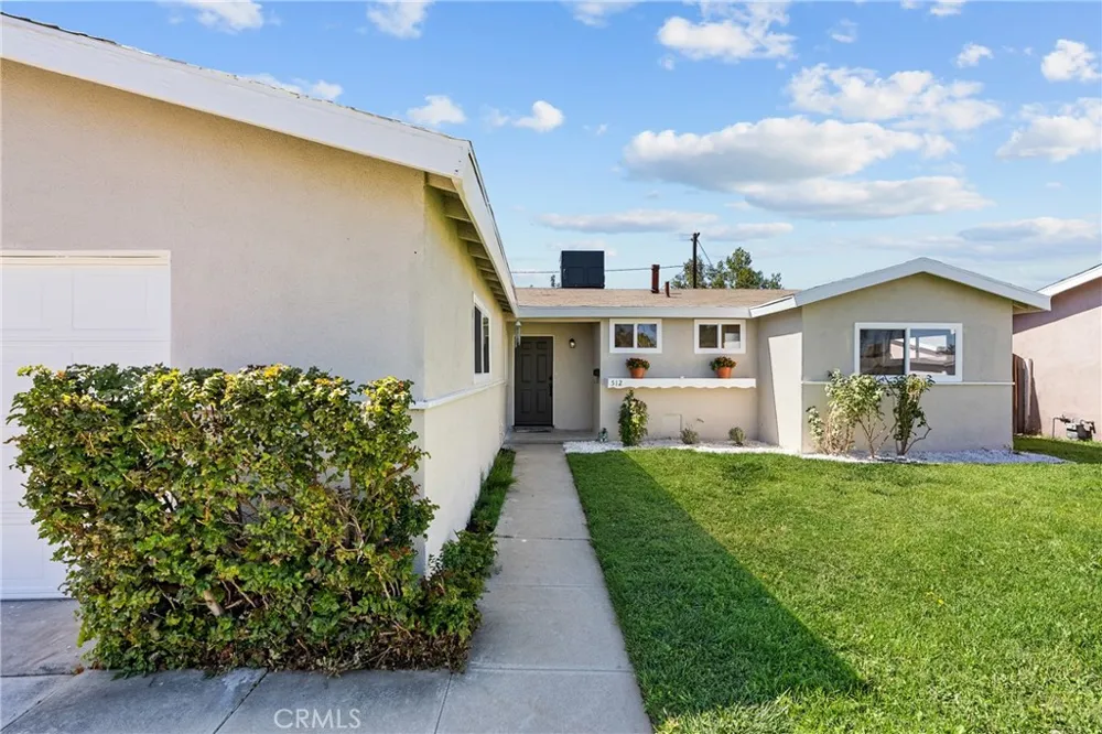 512 E Lingard Lancaster, CA 93535