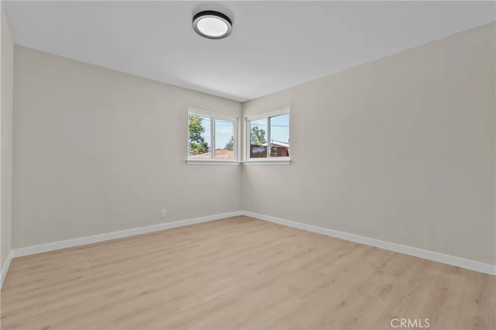 512 E Lingard Lancaster, CA 93535