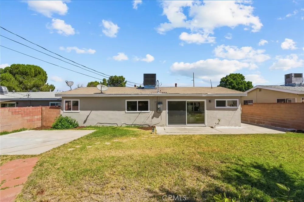 512 E Lingard Lancaster, CA 93535