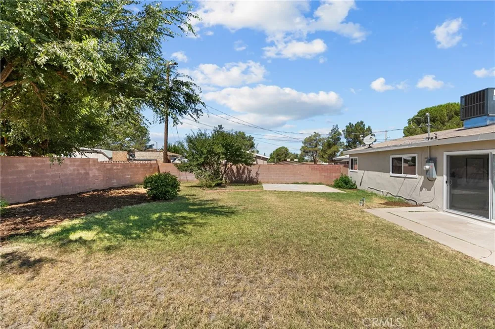 512 E Lingard Lancaster, CA 93535