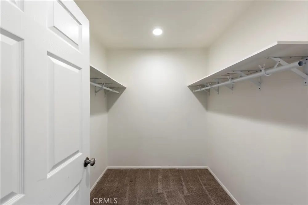 22242 Germain St #7 Chatsworth, CA 91311