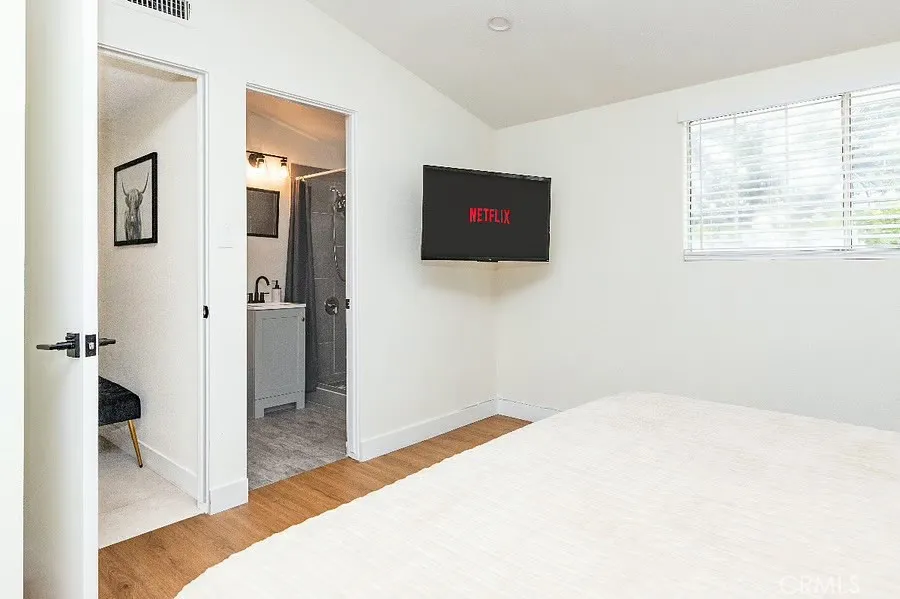 20660 Lemay Street Winnetka, CA 91306