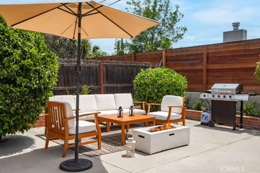 20660 Lemay Street Winnetka, CA 91306