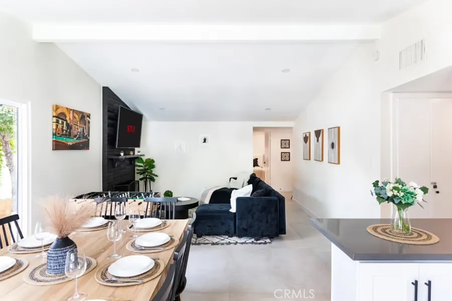 20660 Lemay Street Winnetka, CA 91306