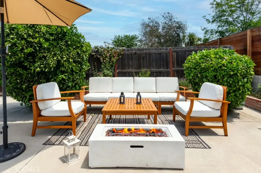 20660 Lemay Street Winnetka, CA 91306