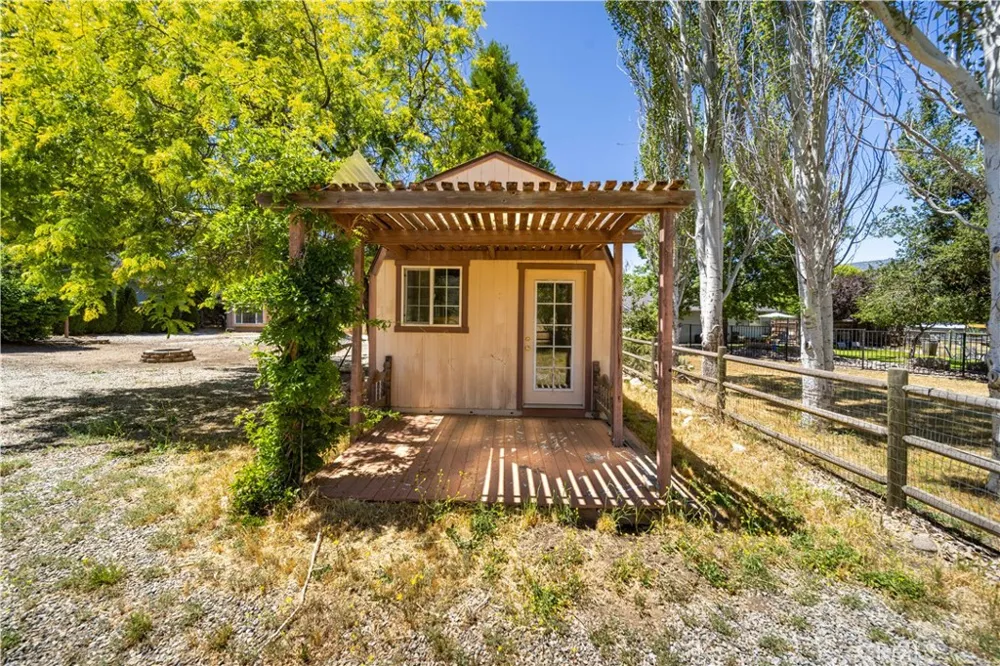 29960 Caddy Lane Tehachapi, CA 93561