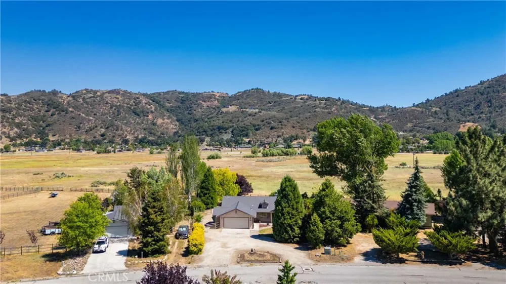 29960 Caddy Lane Tehachapi, CA 93561