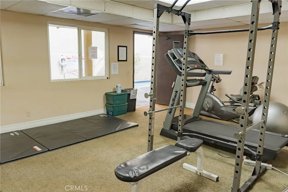 4128 Whitsett #101 Studio City, CA 91604