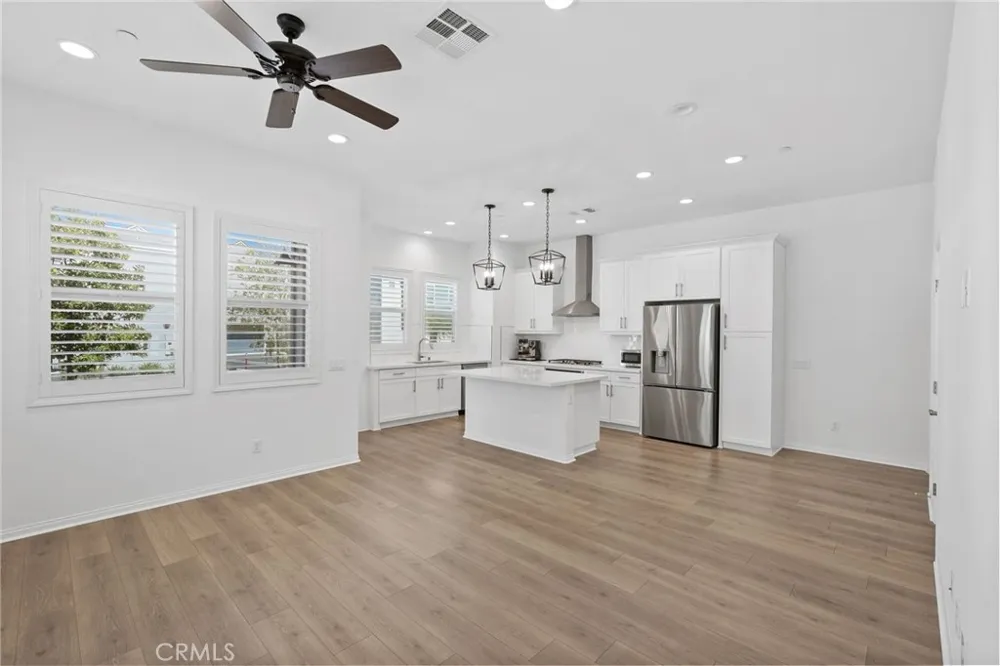 27367 Thunder Ridge Court Valencia, CA 91381