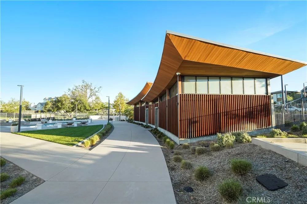 27367 Thunder Ridge Court Valencia, CA 91381