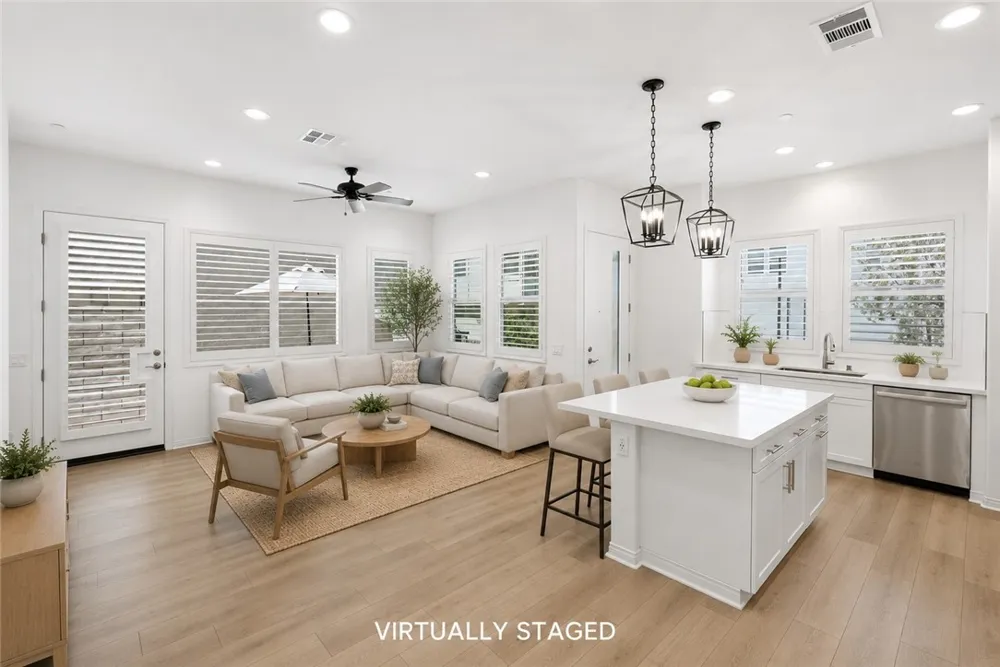27367 Thunder Ridge Court Valencia, CA 91381