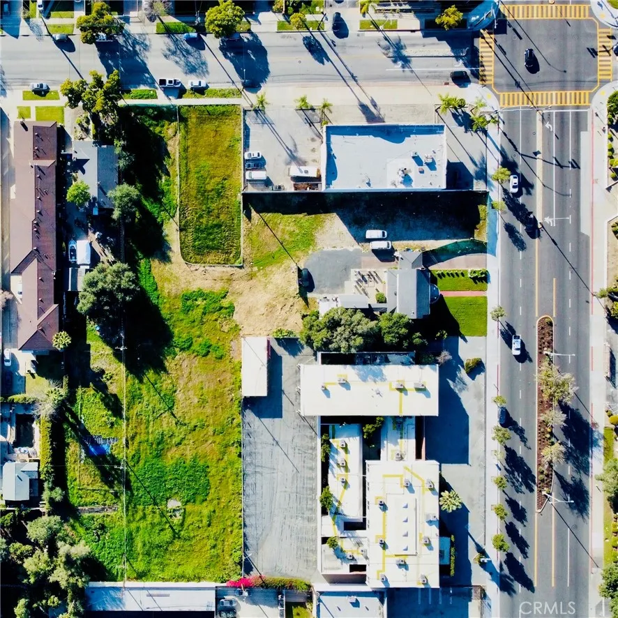 518 E Foothill Azusa, CA 91702
