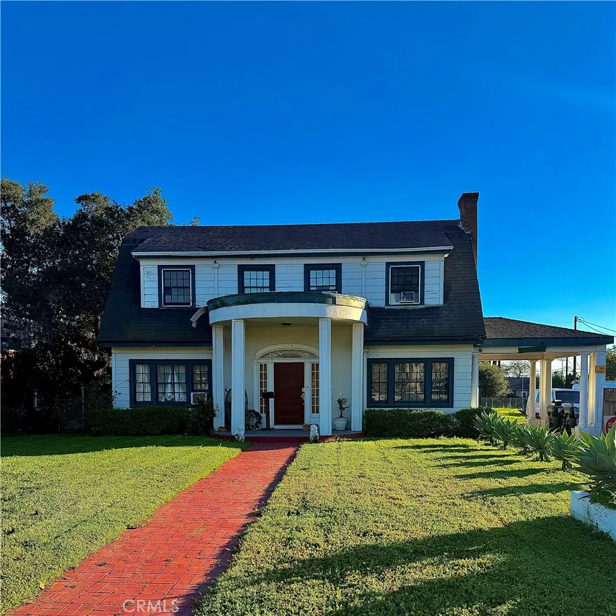 518 E Foothill Azusa, CA 91702