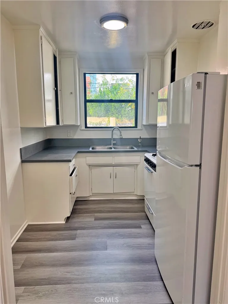 337 S Occidental Boulevard #18 Los Angeles, CA 90057