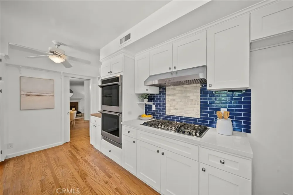 10106 Petit North Hills, CA 91343