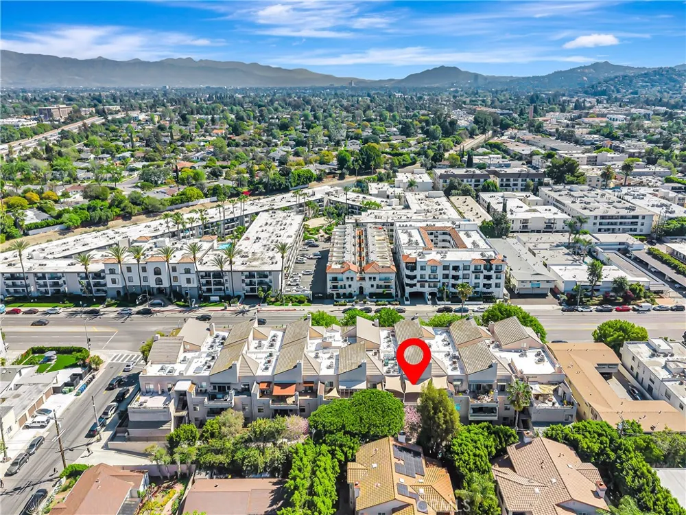 4477 Woodman Avenue #305 Sherman Oaks, CA 91423