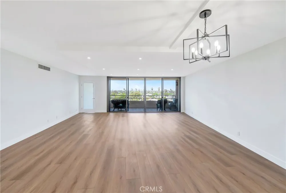4316 Marina City Drive #227 Marina del Rey, CA 90292