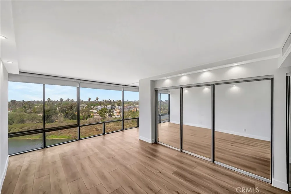 4316 Marina City Drive #227 Marina del Rey, CA 90292