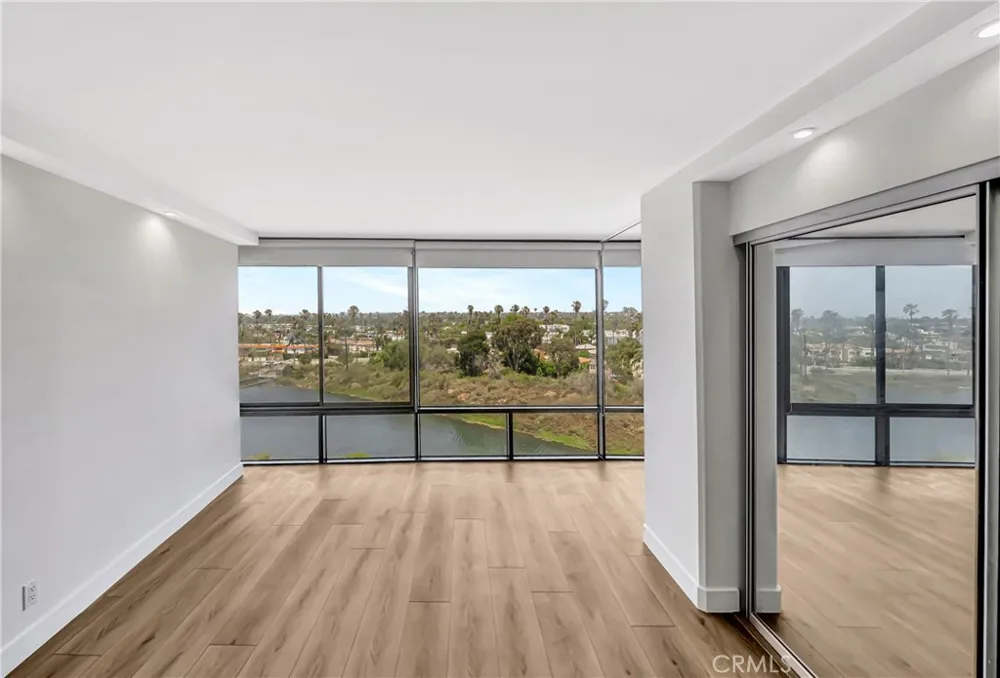 4316 Marina City Drive #227 Marina del Rey, CA 90292