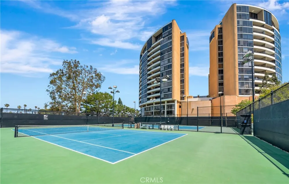 4316 Marina City Drive #227 Marina del Rey, CA 90292
