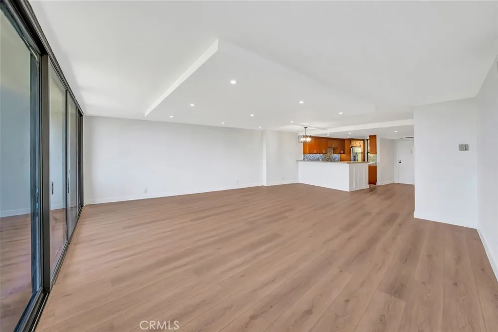 4316 Marina City Drive #227 Marina del Rey, CA 90292
