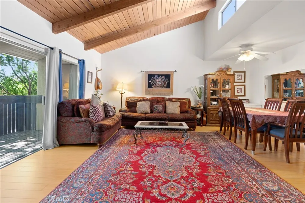 18350 Hatteras Street #267 Tarzana, CA 91356