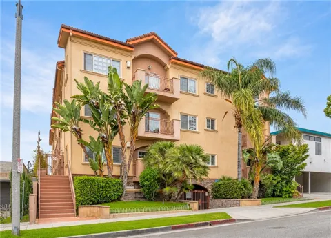 421 E Santa Anita #301