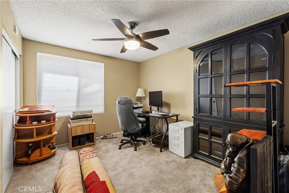 11934 Rexbon Granada Hills, CA 91344