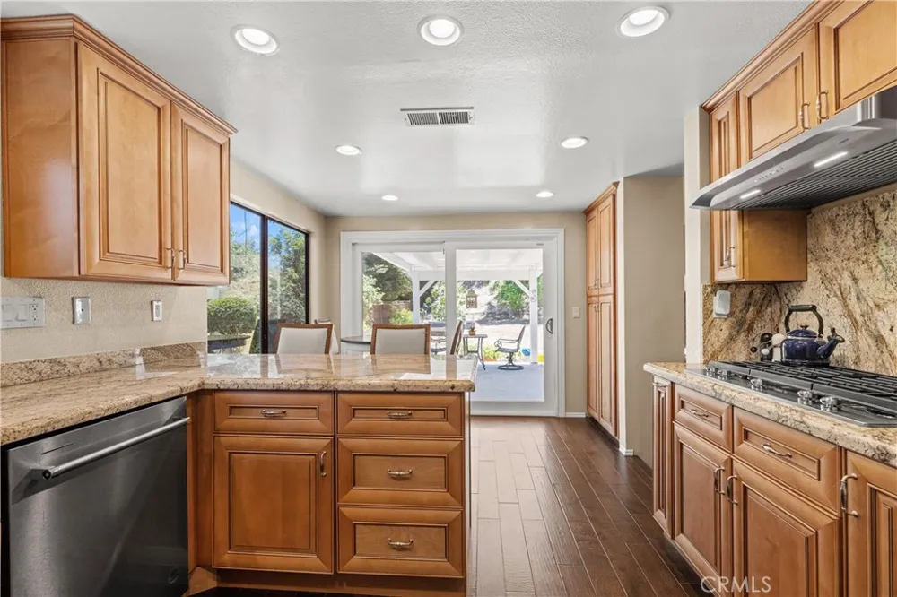 11934 Rexbon Granada Hills, CA 91344