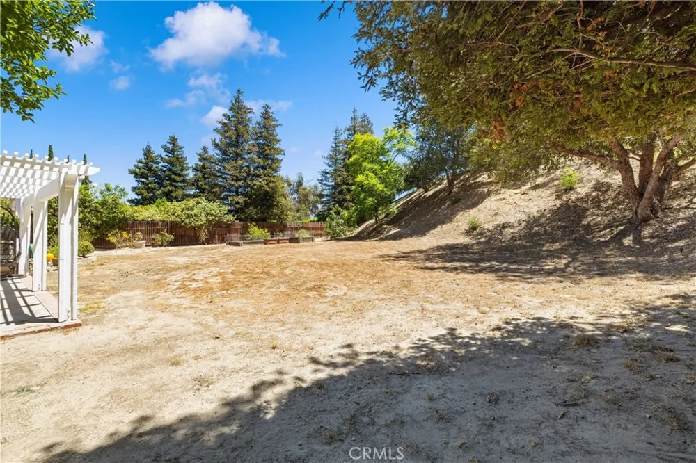 11934 Rexbon Granada Hills, CA 91344