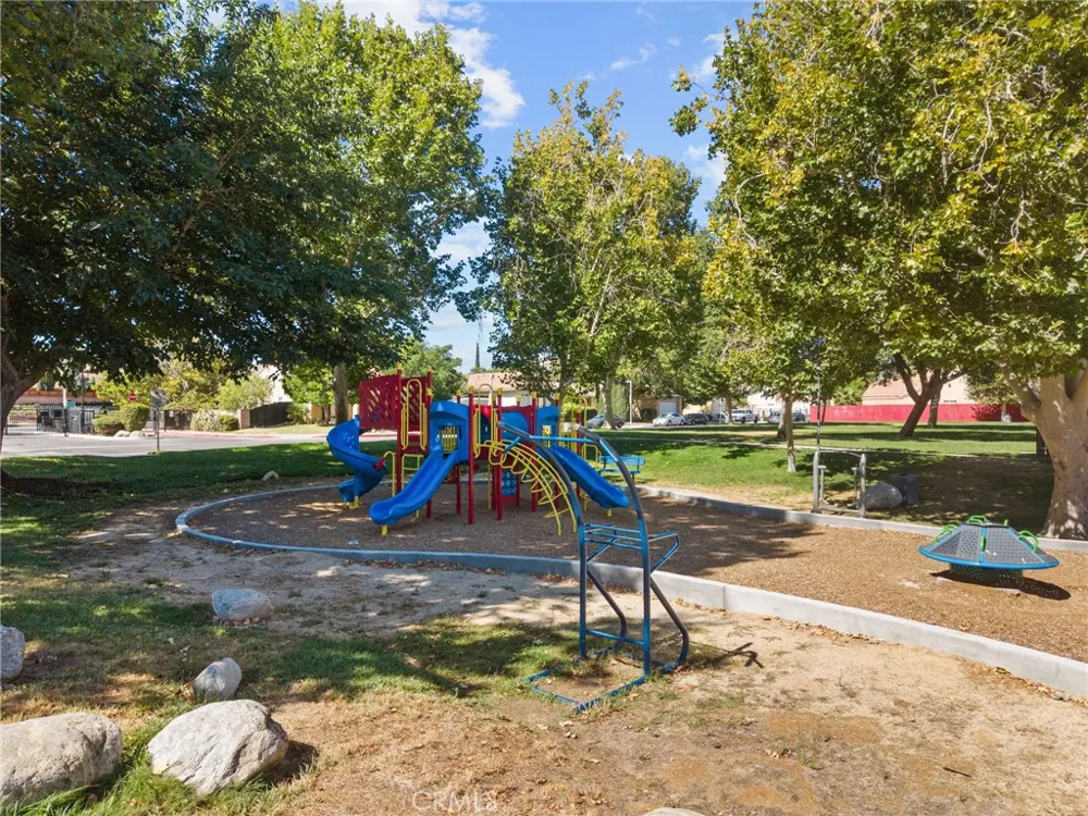 37721 Harvey Street Palmdale, CA 93550