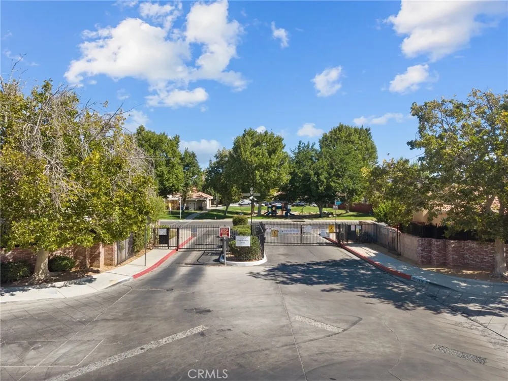 37721 Harvey Street Palmdale, CA 93550