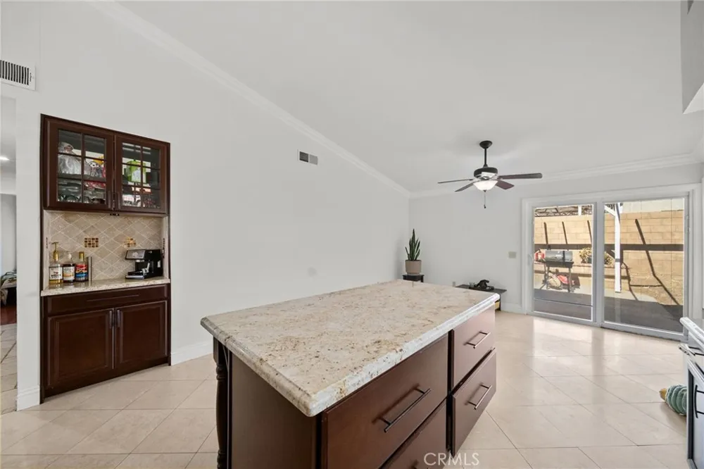 37721 Harvey Street Palmdale, CA 93550