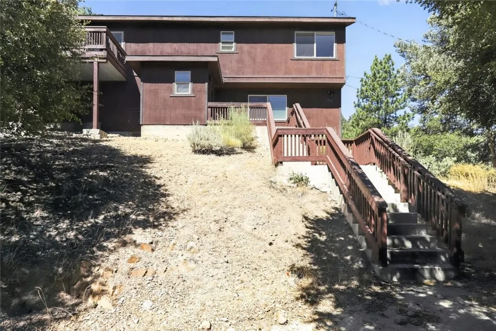 2001 Freeman Drive Pine Mountain Club, CA 93222