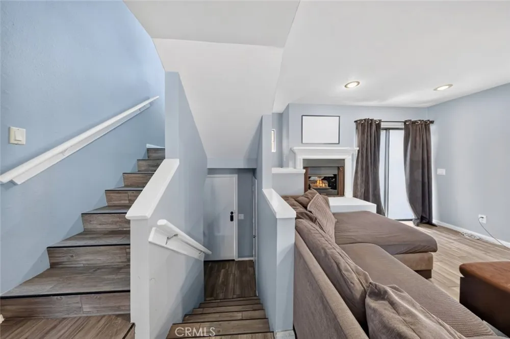 9540 Sepulveda #11 North Hills, CA 91343