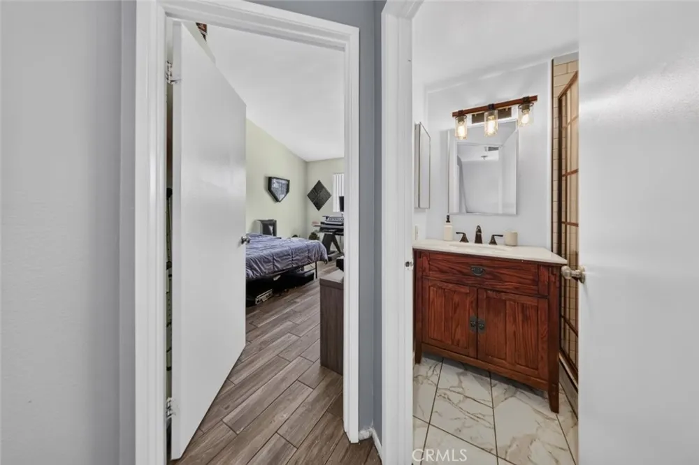 9540 Sepulveda #11 North Hills, CA 91343