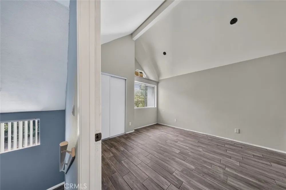 9540 Sepulveda #11 North Hills, CA 91343