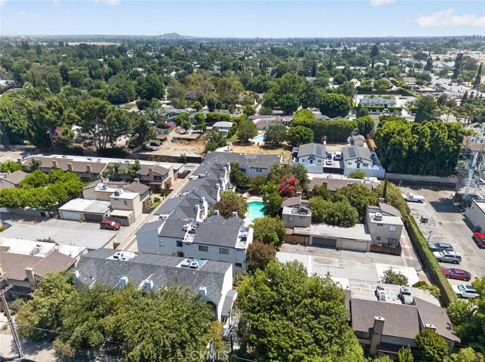 9540 Sepulveda #11 North Hills, CA 91343