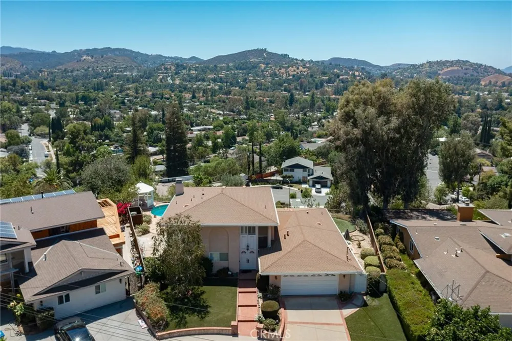 4607 Romberg Place Woodland Hills, CA 91364