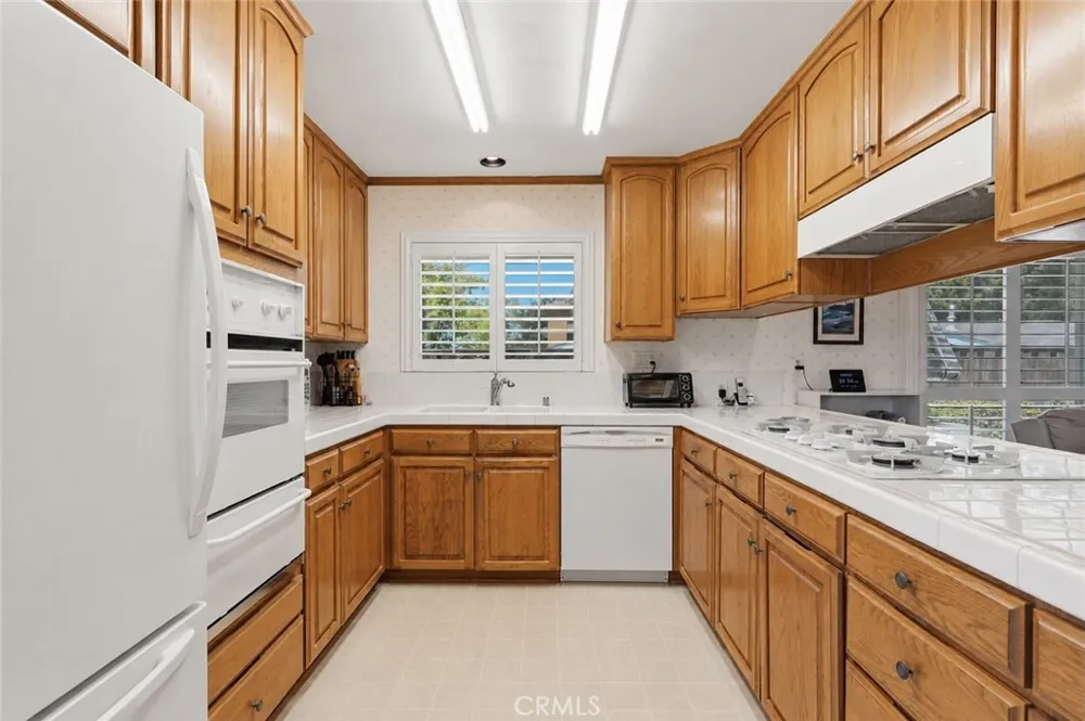 4607 Romberg Place Woodland Hills, CA 91364