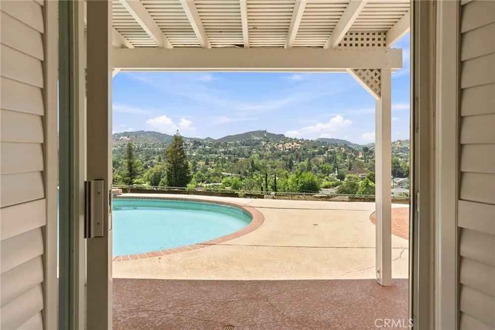 4607 Romberg Place Woodland Hills, CA 91364
