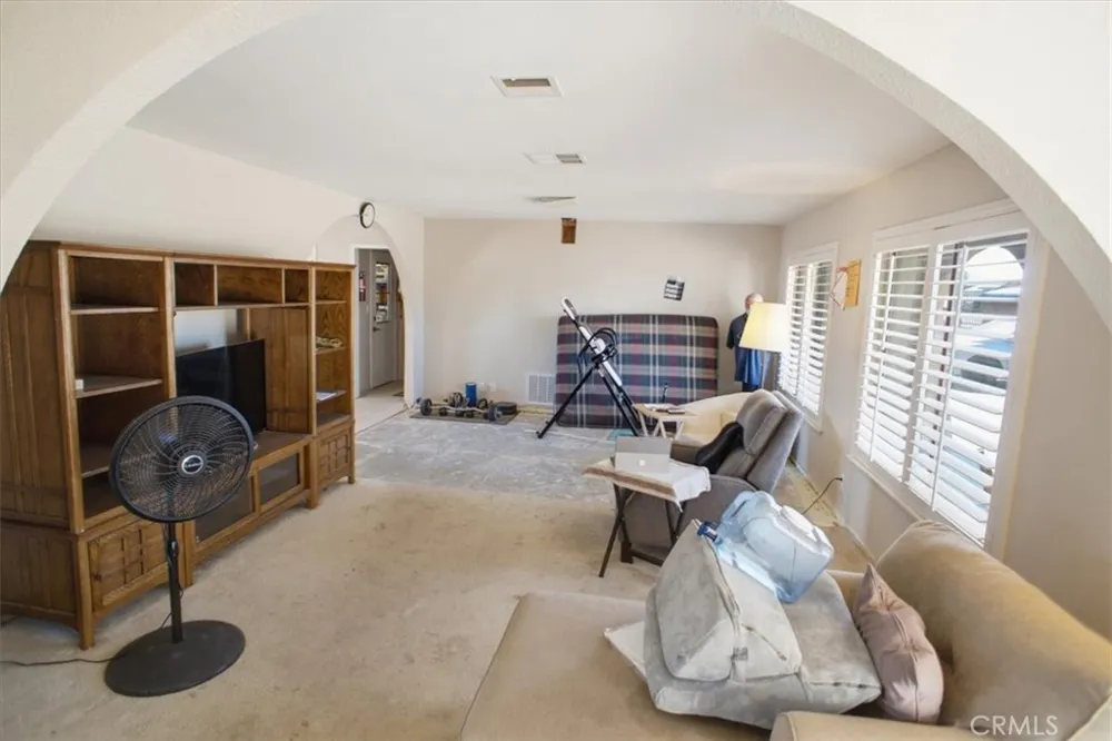 5141 W Avenue K14 Quartz Hill, CA 93536