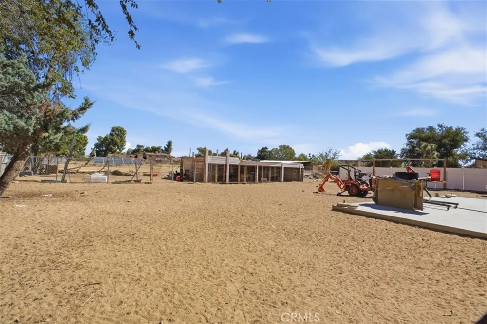 5141 W Avenue K14 Quartz Hill, CA 93536