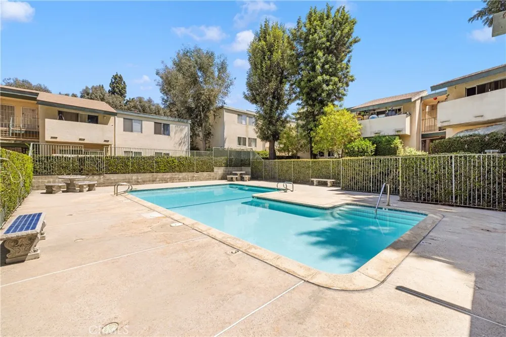 10636 Woodley Avenue #47 Granada Hills, CA 91344